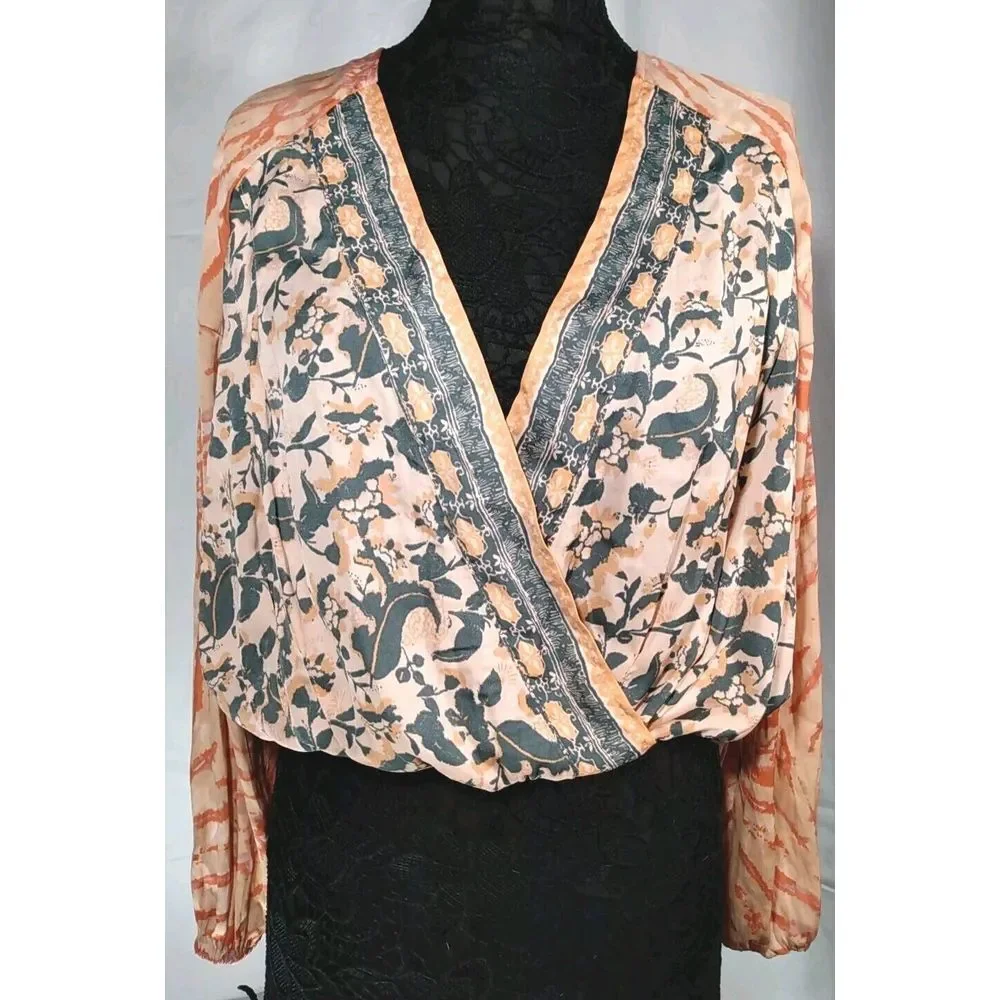 Free People Cruisin Together Print Long Sleeve Cropped Wrap Style Blouse Size Xs